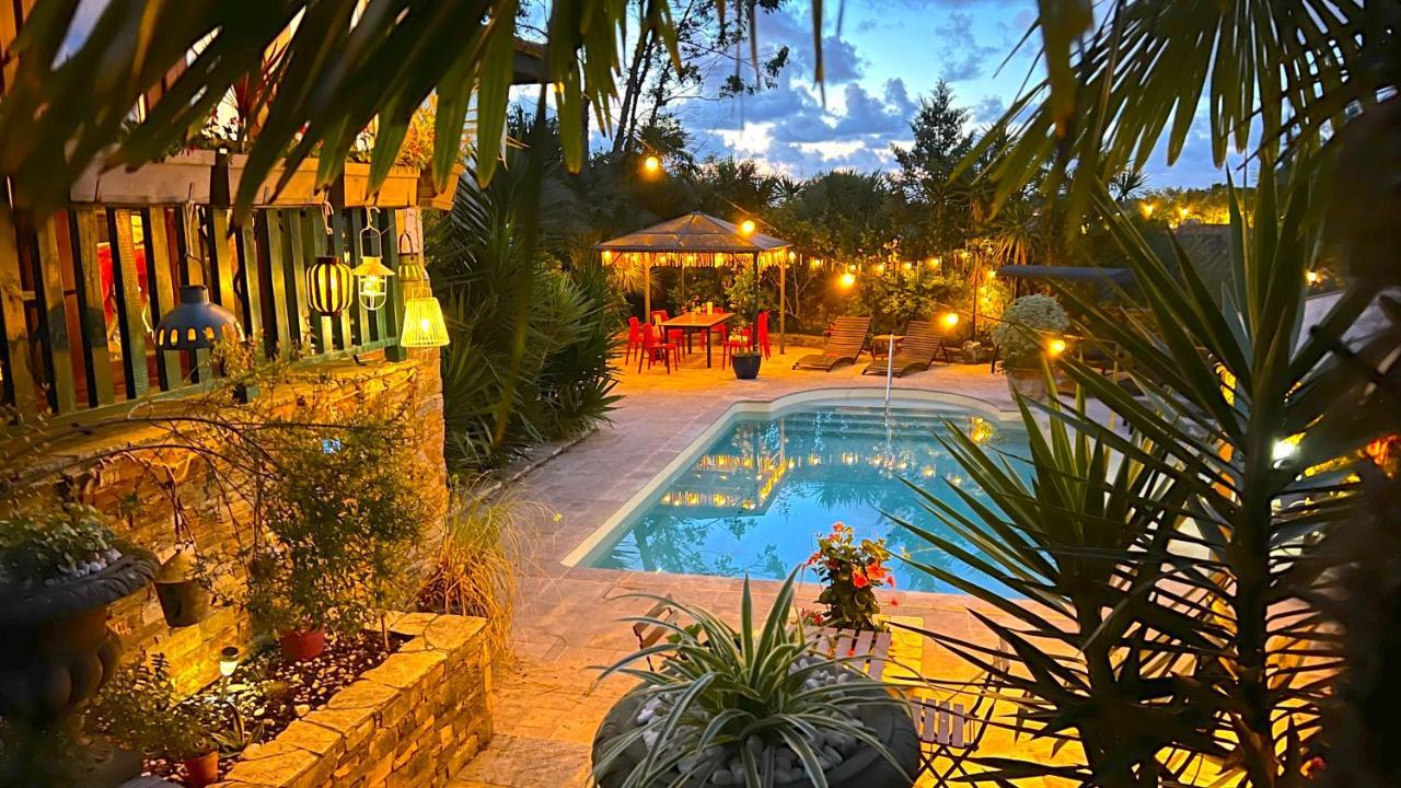 Villa Merkel - 27 Pers - 11 Chambr - 10 Wc - Piscine Англе Екстериор снимка